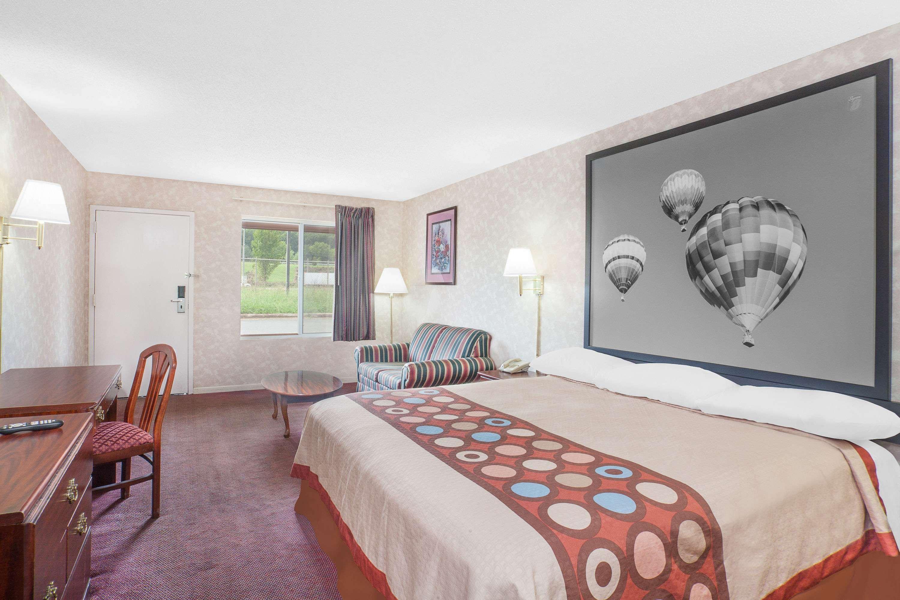 Super 8 By Wyndham Decatur Priceville Ngoại thất bức ảnh