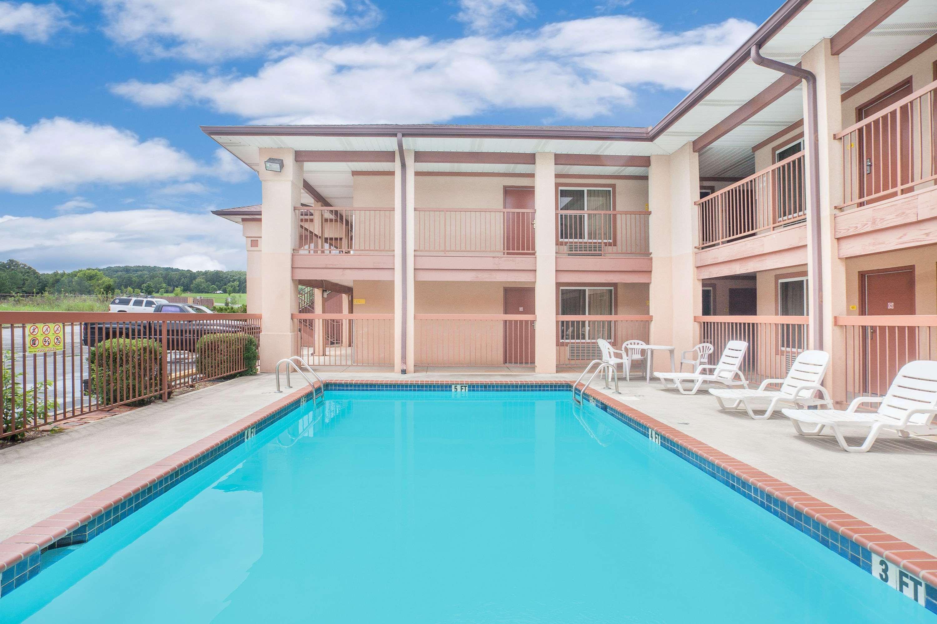 Super 8 By Wyndham Decatur Priceville Ngoại thất bức ảnh