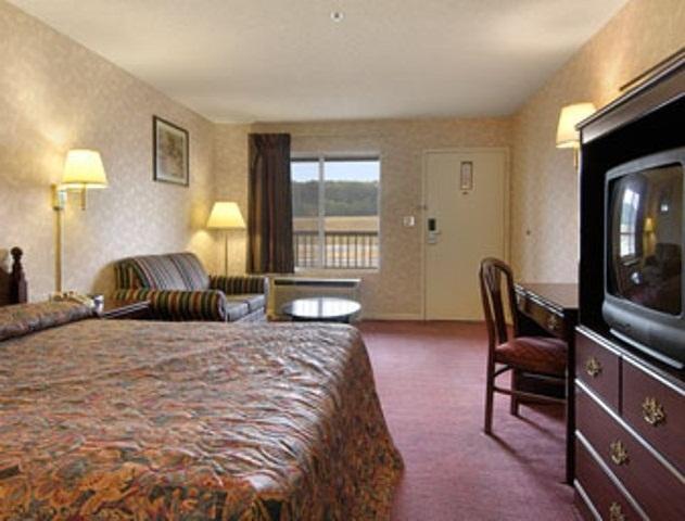 Super 8 By Wyndham Decatur Priceville Phòng bức ảnh
