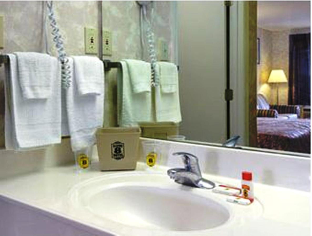 Super 8 By Wyndham Decatur Priceville Phòng bức ảnh